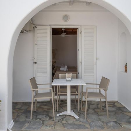 Twins Apartments By Mina Ornos  Bagian luar foto